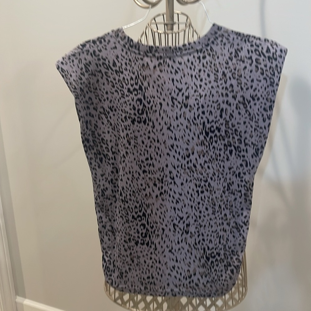 LEOPARD PRINT TOP - Picture 5 of 6